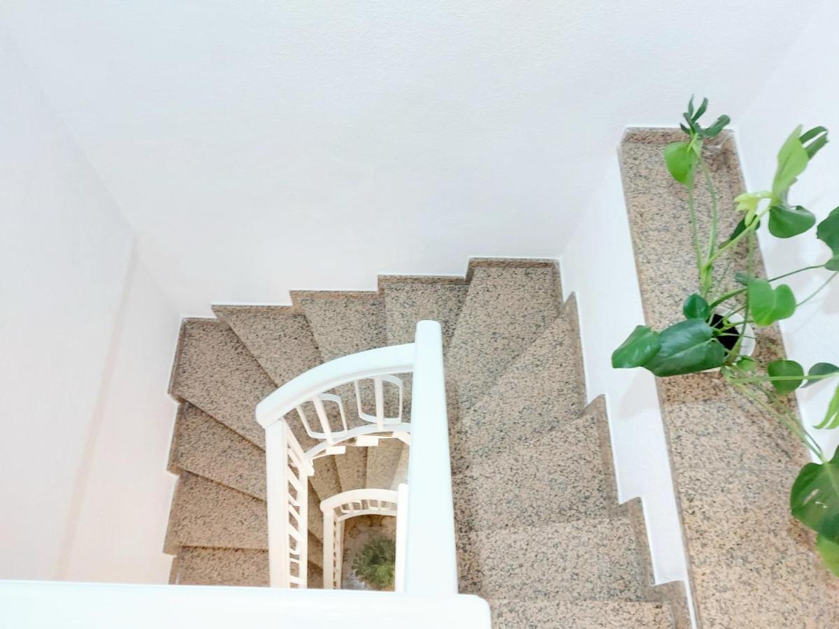Appartamento Gloria Host House Alicante Esterno foto
