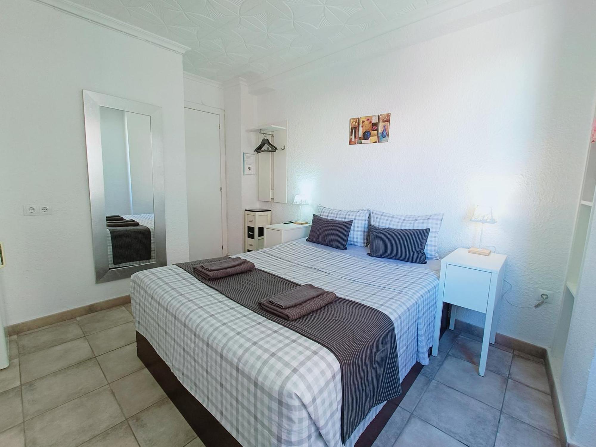 Appartamento Gloria Host House Alicante Camera foto